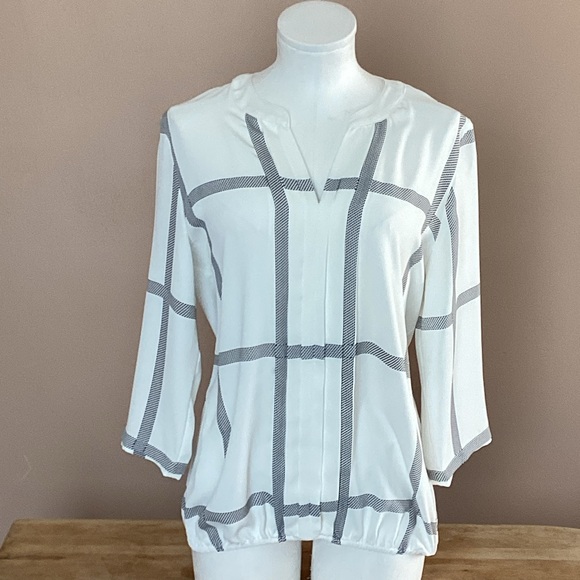 41 Hawthorn Tops - 41 Hawthorn White and Black Boxy Blouse with Mandarin Collar